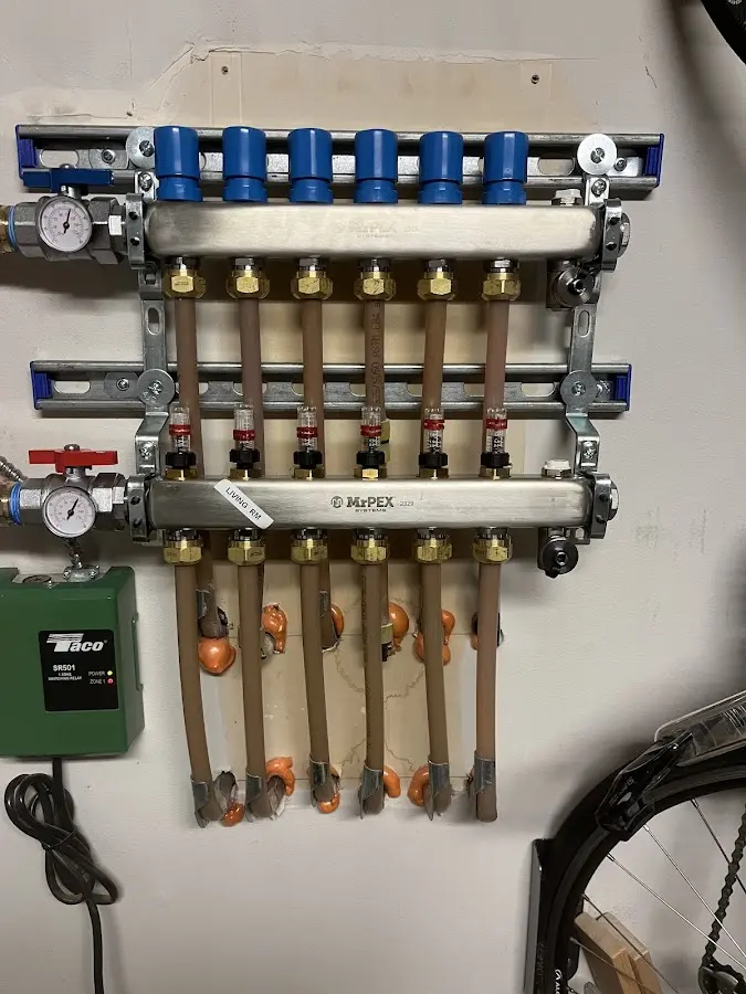 Plumber performing Sink Repair at a residential property in Rancho Palos Verdes